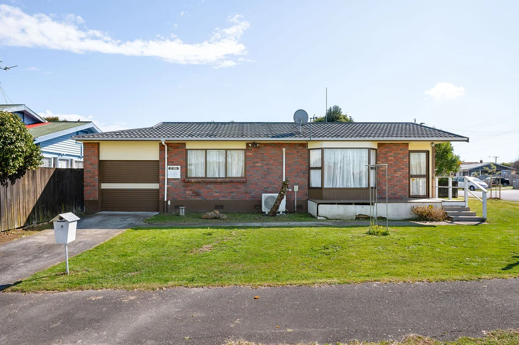 2A Saint Lukes Place, Bader, Hamilton, Waikato