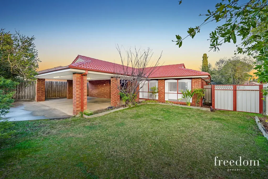 5 Haybale Place, Melton West, VIC 3337