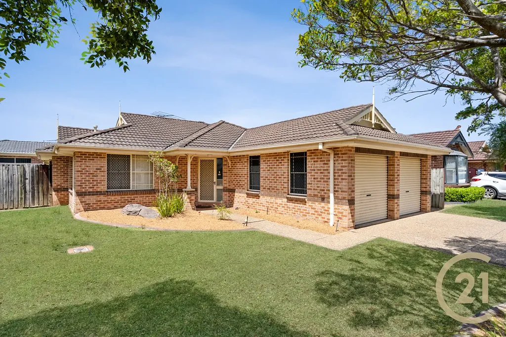 13 and 13A Warrego Court, Wattle Grove, NSW 2173