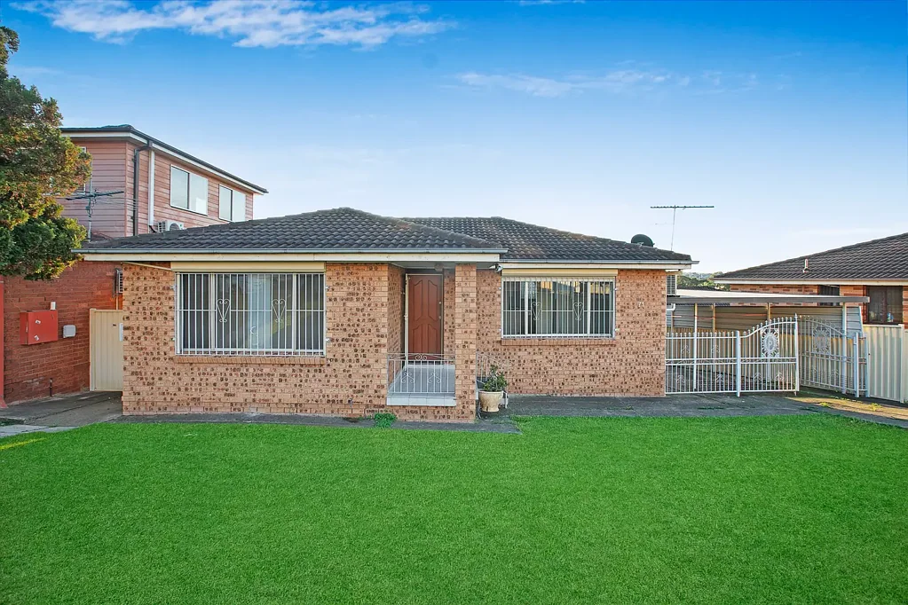 WELL MAINTAINED 3 BEDROOM HOME