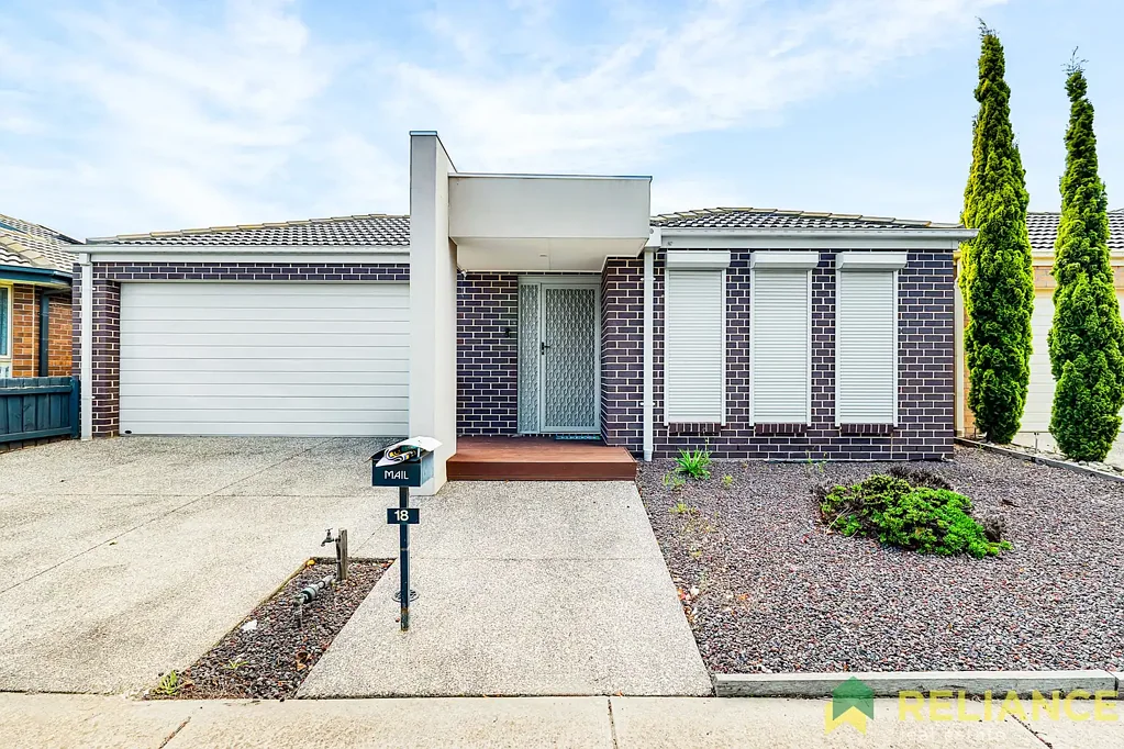 18 Wakefields Drive, Brookfield, VIC 3338