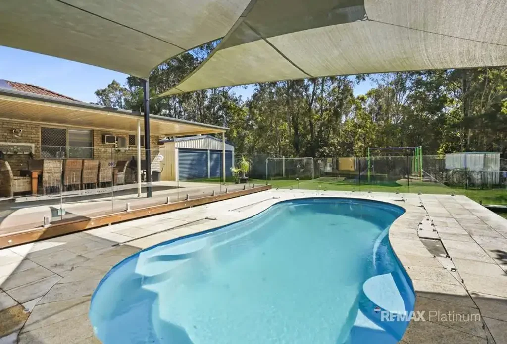 Family Home with Pool, Shed & Solar in Prime Location