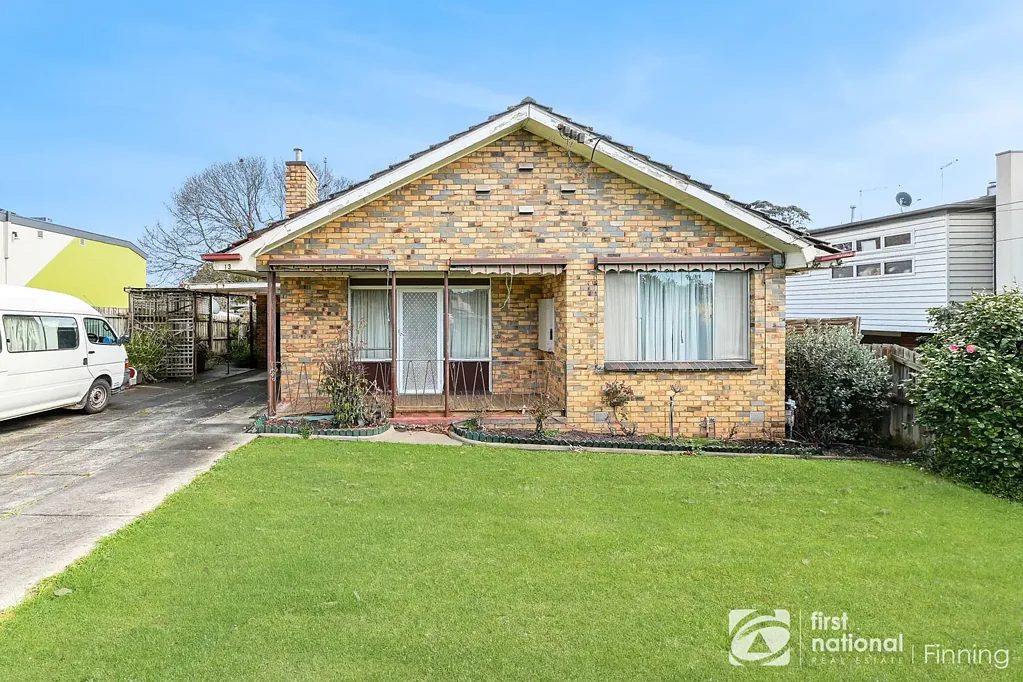 Enjoy this perfect location, no need to drive your car!