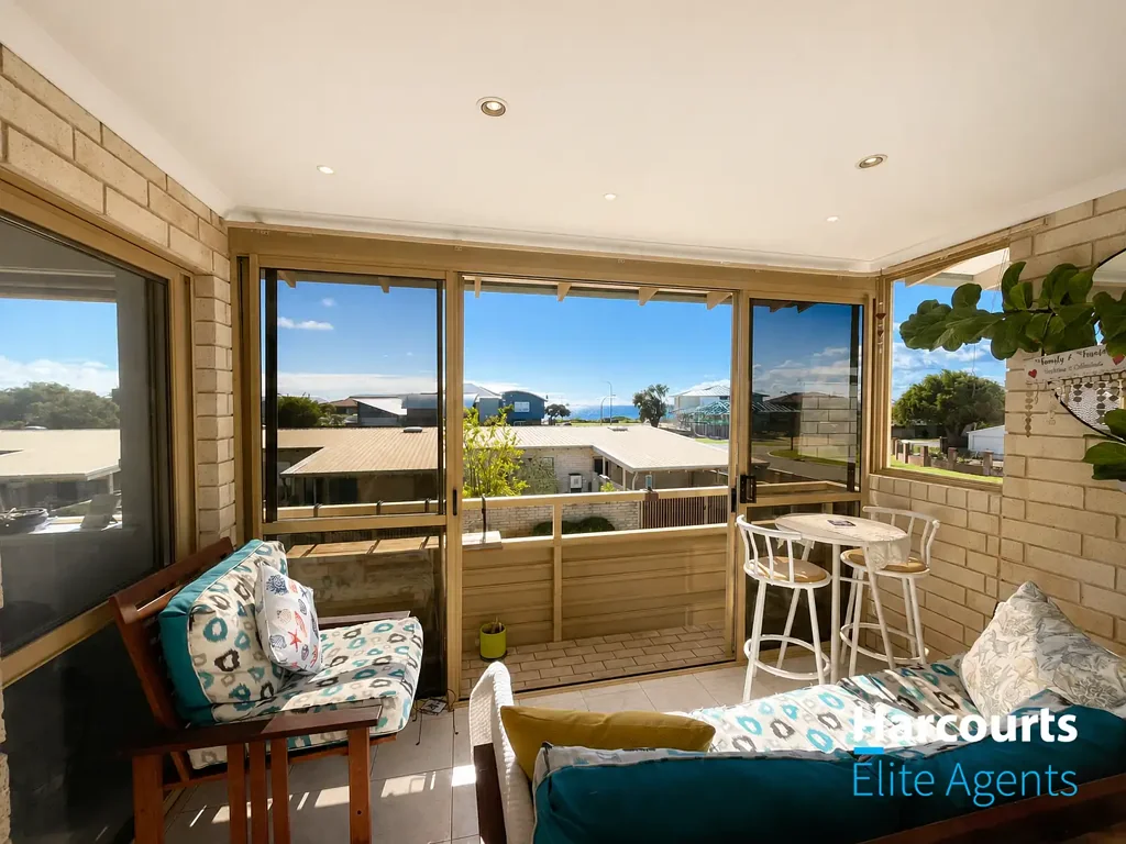 Rockingham 2Zimmer Exceptional Ocean Views in a Premiere Beachside Location