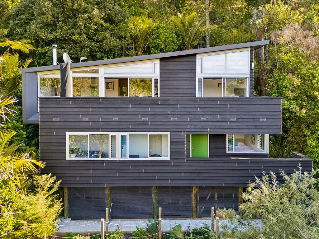 Karekare 3 Slaapkamer Architectural Escape in the Canopy