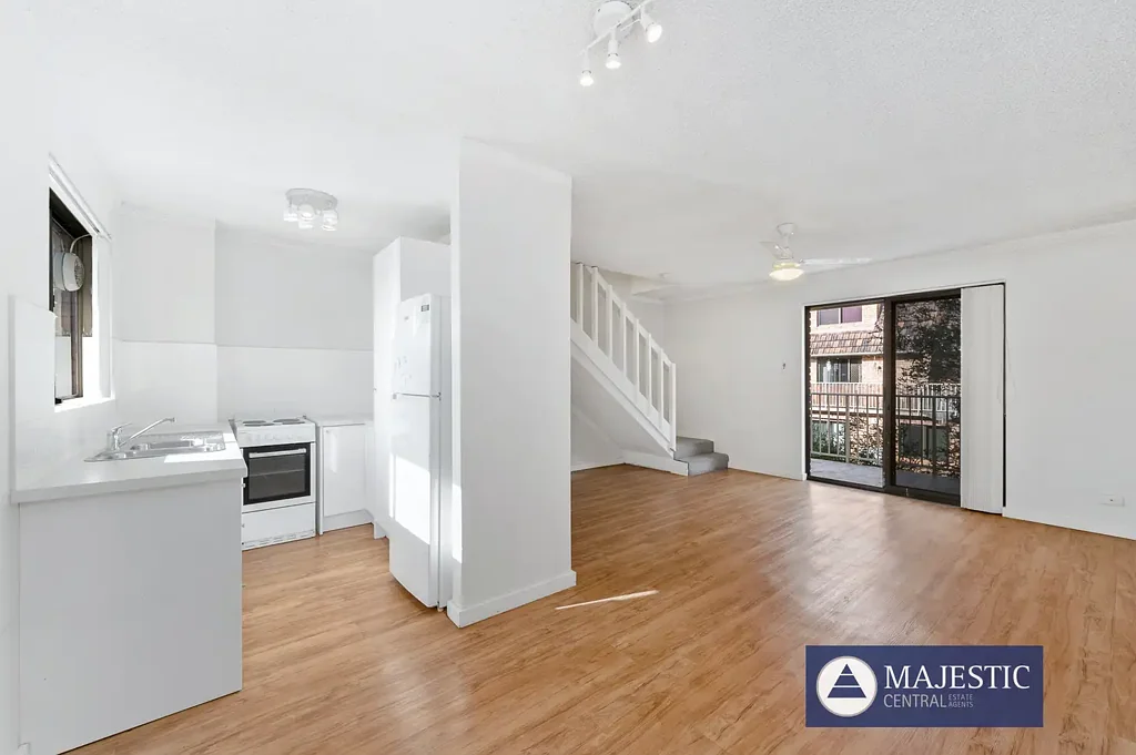 71/309 Harborne Street, Glendalough, WA 6016