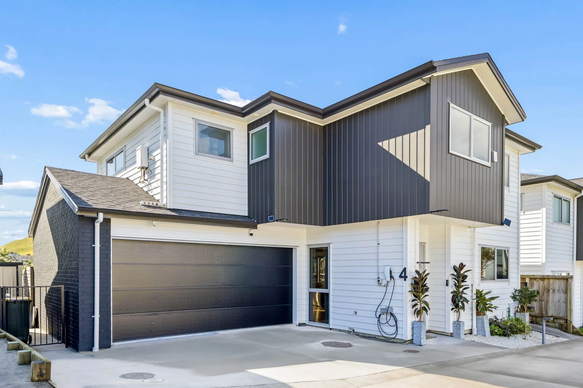 Mount Wellington 4ਬੈੱਡਰੂਮ FREEHOLD Freestanding Home with Park & View