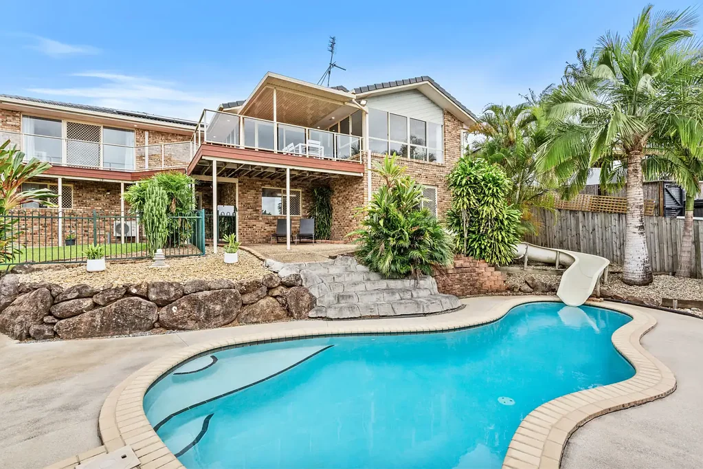 Bilambil Heights 4 Slaapkamer Rare Opportunity for Multi-Generational Living with Space & Flexibility