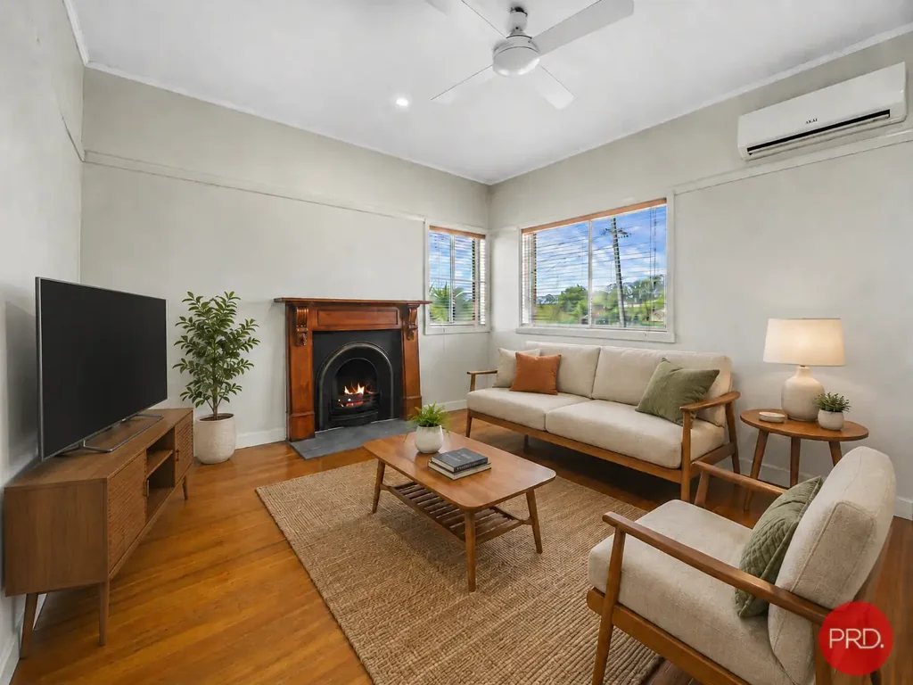 Coffs Harbour 3chambre Three Bedrooms, Two Bathrooms and Views to Impress