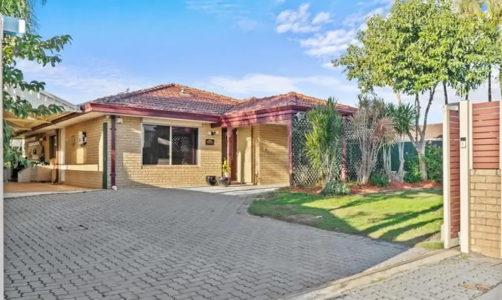 Thornlie 4 Slaapkamer Stunning Family Home in Thornlie