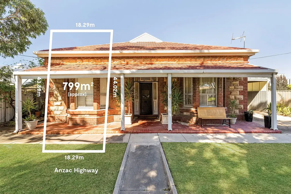 Plympton 4房  Prominent Location with Endless Possibilities