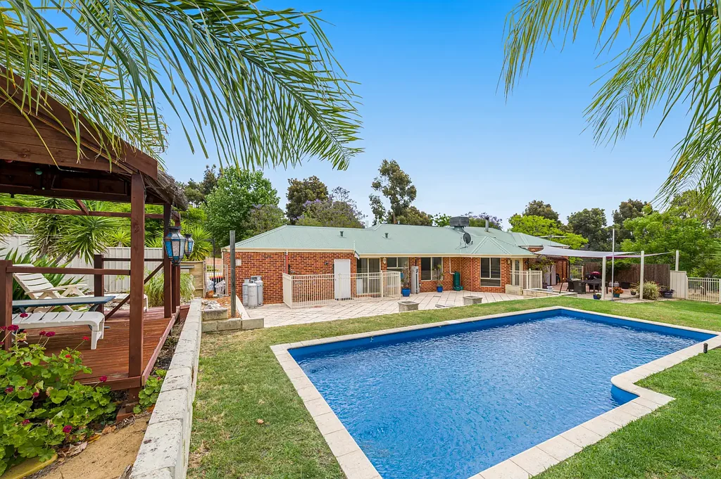 Lower Chittering 4कमरा Dual Living + Pool + Perfect for Horses