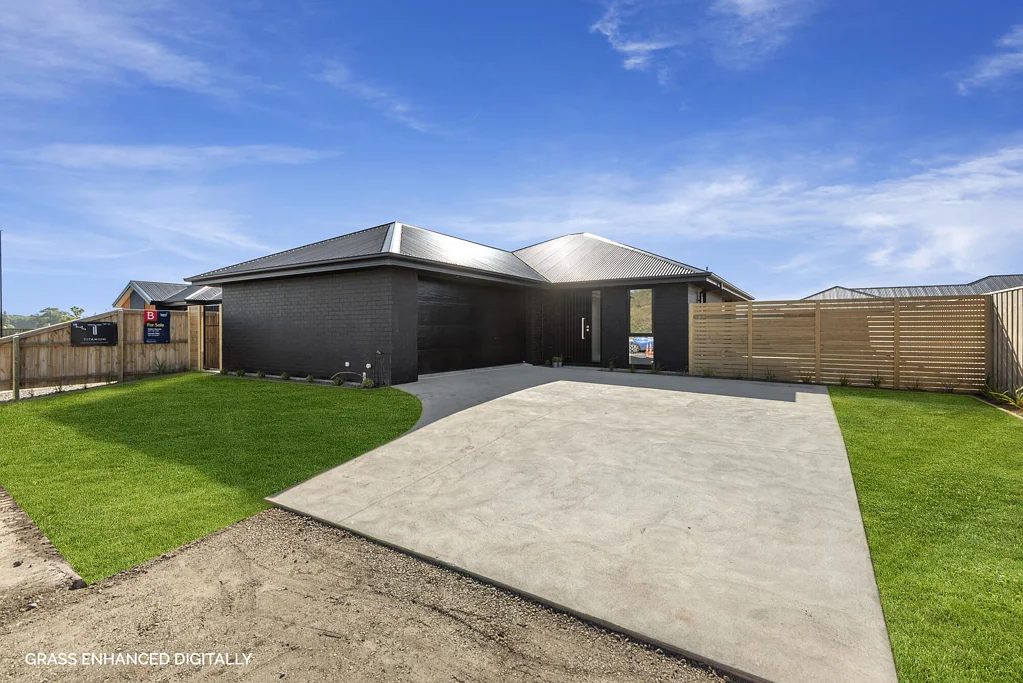 Ashburton 4房  Generous 187sqm Home on 562sqm - Just $759,000