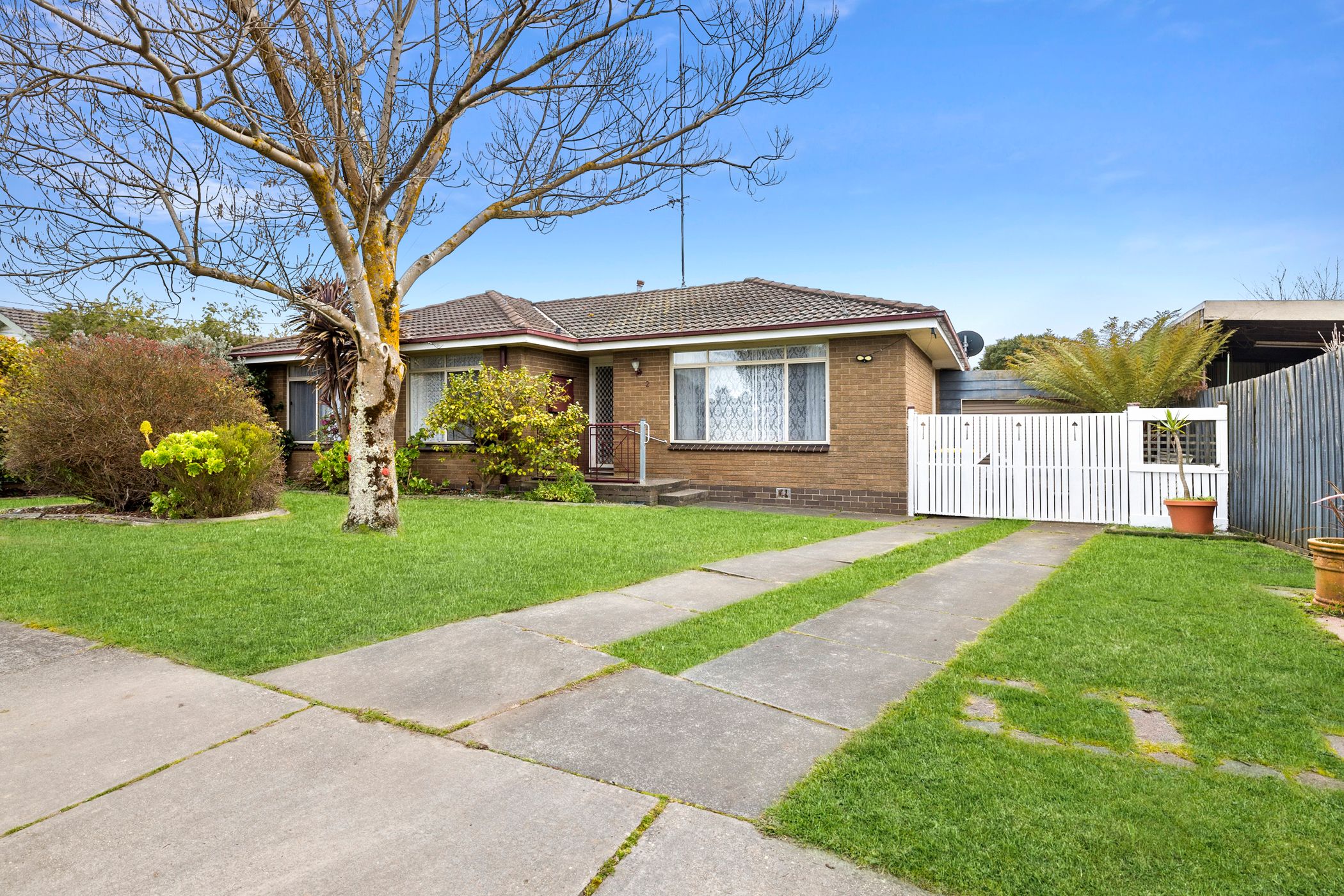 2 IVANHOE ST, WENDOUREE VIC 3355, 0 Kuwarto, 0 Banyo, House