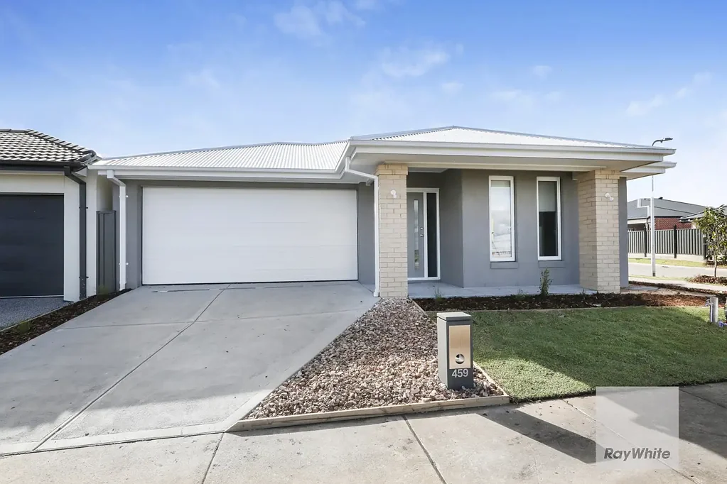 Brand New In The Lyra Estate!