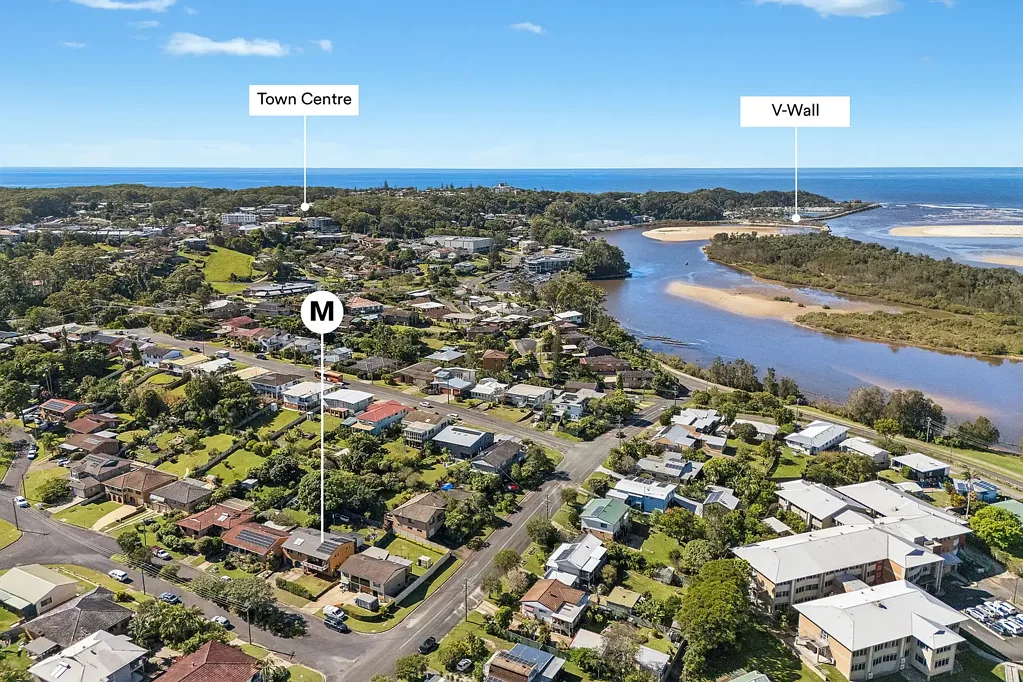 Nambucca Heads 4 Bedroom Generous Family Home Close to the Nambucca River
