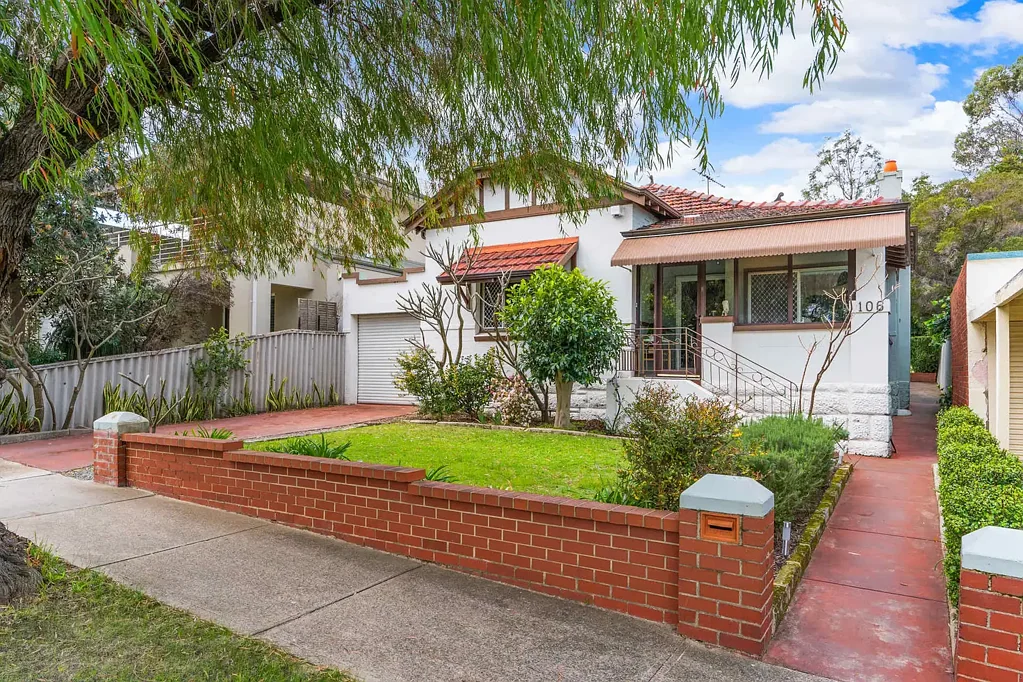 Mount Hawthorn 3ਬੈੱਡਰੂਮ That park-side location you didn't know you needed.