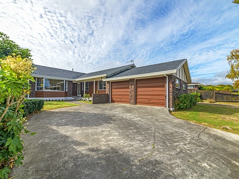 Awapuni 4房  Discover your dream home in Awapuni!