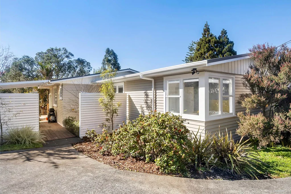1/7A Woodvale Road, Glen Eden, Waitakere City, Auckland