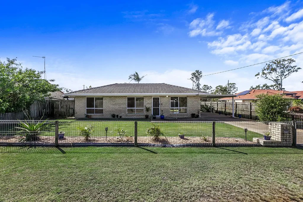 4 Kathleen Crescent, Wondunna, QLD 4655