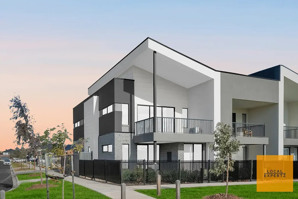 22 Antrim Walk, Strathtulloh, VIC 3338