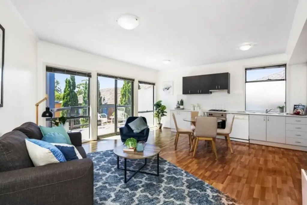 A Top Floor St Kilda East Treasure With Space and Style