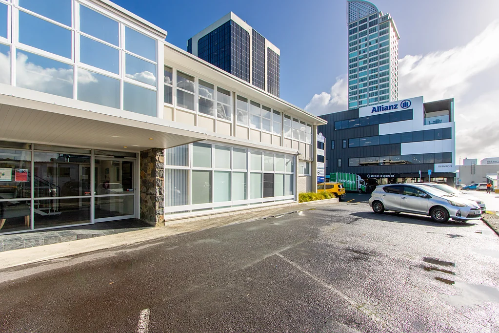 Takapuna  Ground Floor Office Consulting Rooms