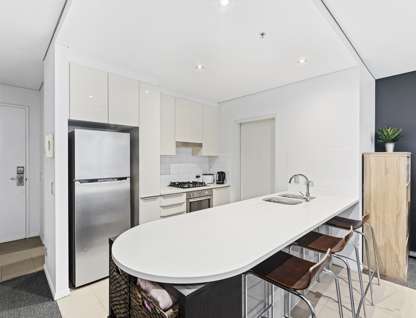 410/6 Aqua Street, Southport, QLD 4215, 1 Bedrooms, 1 Bathrooms, Apartment