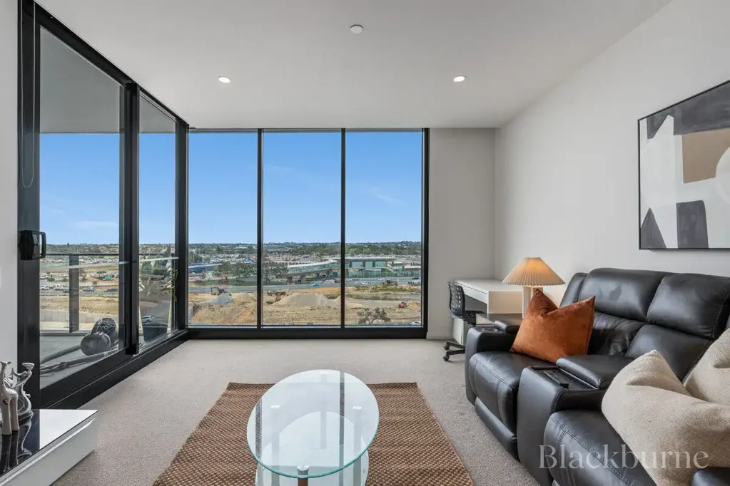 606/6 Baumea Way, Innaloo, WA 6018