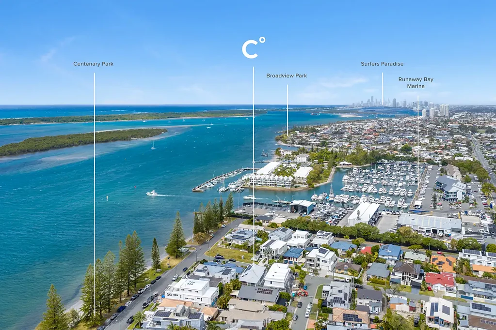 Hollywell 3 Bedroom Holly View | Timeless Coastal Luxury with Broadwater Views