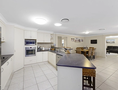 17 Denawen Street, Palm Beach, QLD 4221, 5房, 2浴, 独立屋