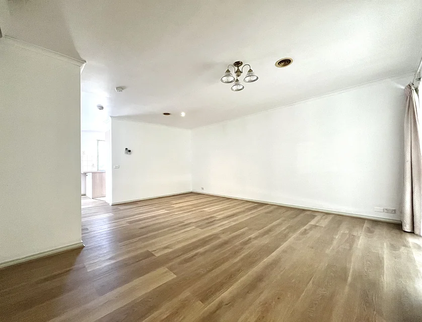 3/328 High Street Road, Mount Waverley, East Melbourne, 3 침실, 2 욕실, Townhouse