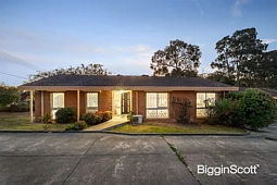 2/15-17 Roger Street, Doncaster East