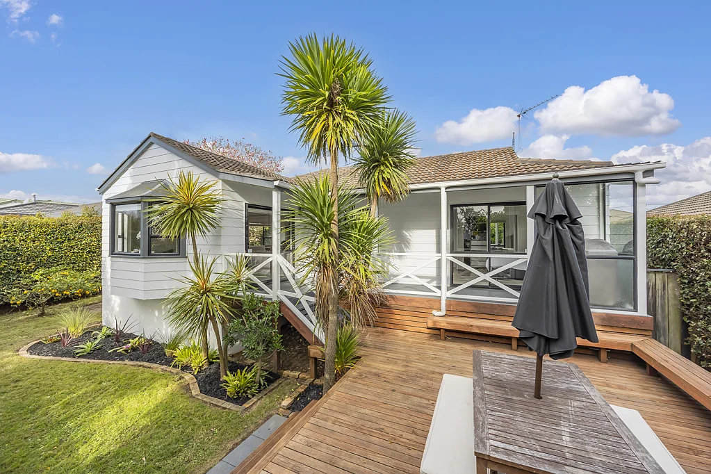 2/25 Commissariat Road, Mount Wellington, Auckland City, Auckland