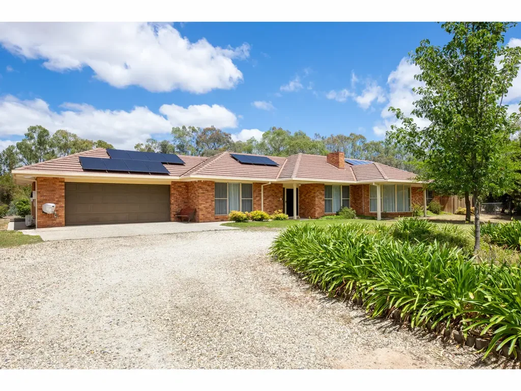 63 Bennett Road, Thurgoona, NSW 2640