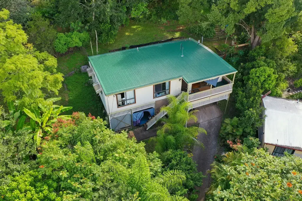 Nambour 3房  A Private Elevated Home with Beautiful Breezes & Leafy Surrounds