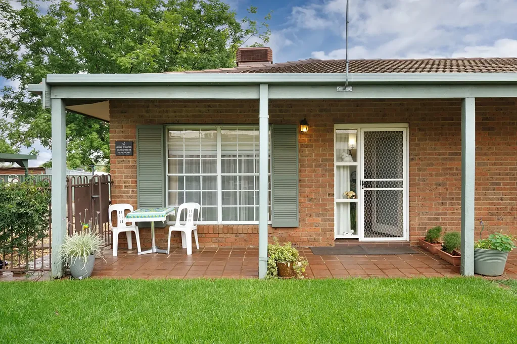 Corowa 1房  COROWA – Astute buying in a Prime Central Location