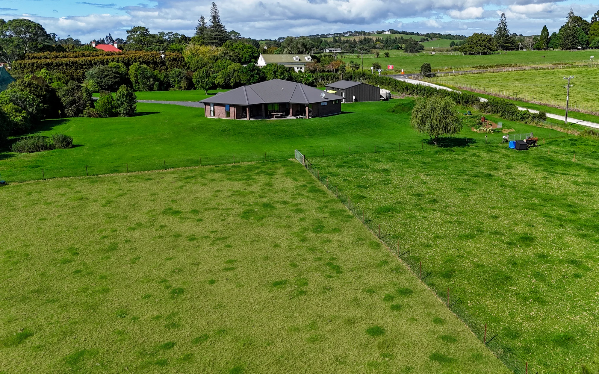 Waimate North 3Phòng ngủ Travelling ahead, committed to their next chapter