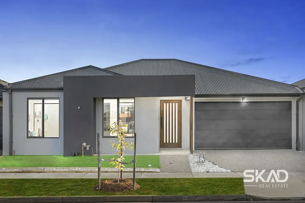 Donnybrook 4 Slaapkamer Modern Family Living in the Heart of Kinbrook Estate