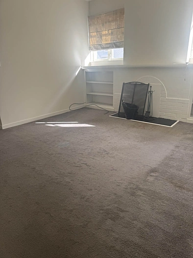 Character 3-Bedroom Unit in Prime Newmarket Lo...