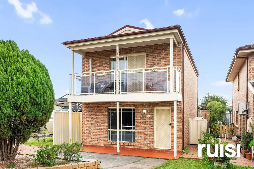 Fairfield Heights 3房 Fairfield便利社区 256sqm低维护 三卧带阳台 宽敞布局 独立车库 近学校商圈 Spacious Living with Alfresco Entertaining