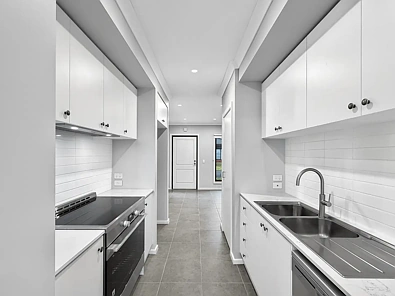 48 Harshaw Road, Thornhill Park, VIC 3335, 3房, 2浴, Townhouse
