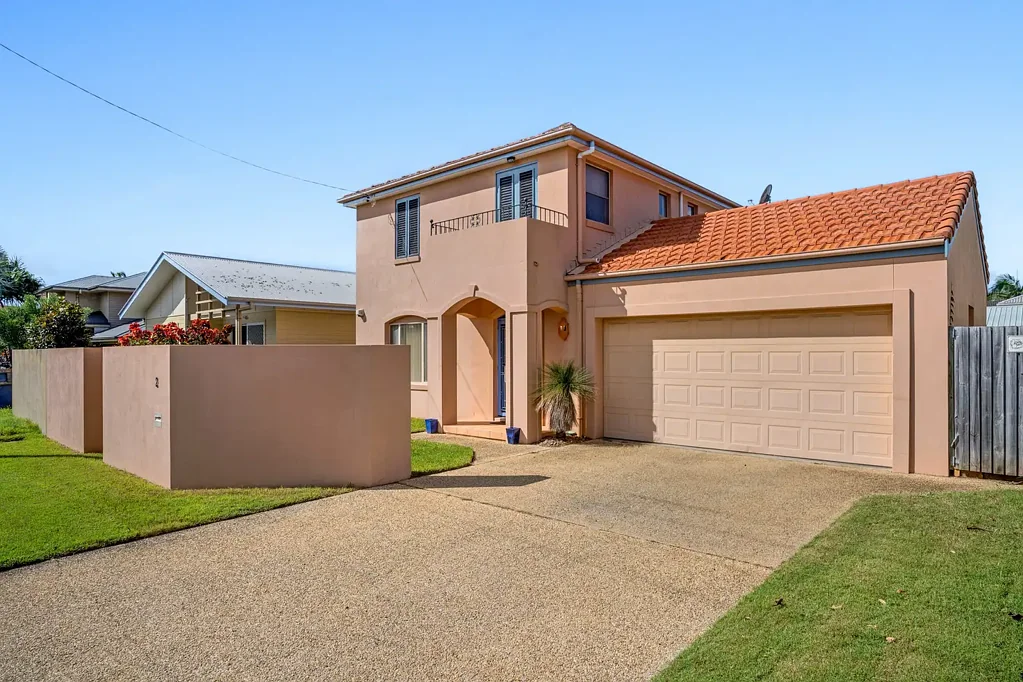 Lennox Head 3ਬੈੱਡਰੂਮ Coastal Opportunity in the Heart of Lennox Head