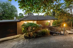 394 Thompsons Road, Templestowe Lower