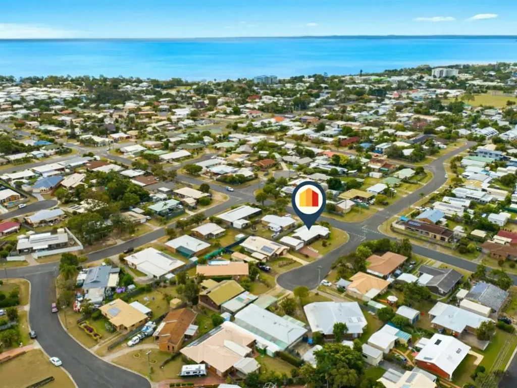 1 Sterling Court, Pialba, QLD 4655