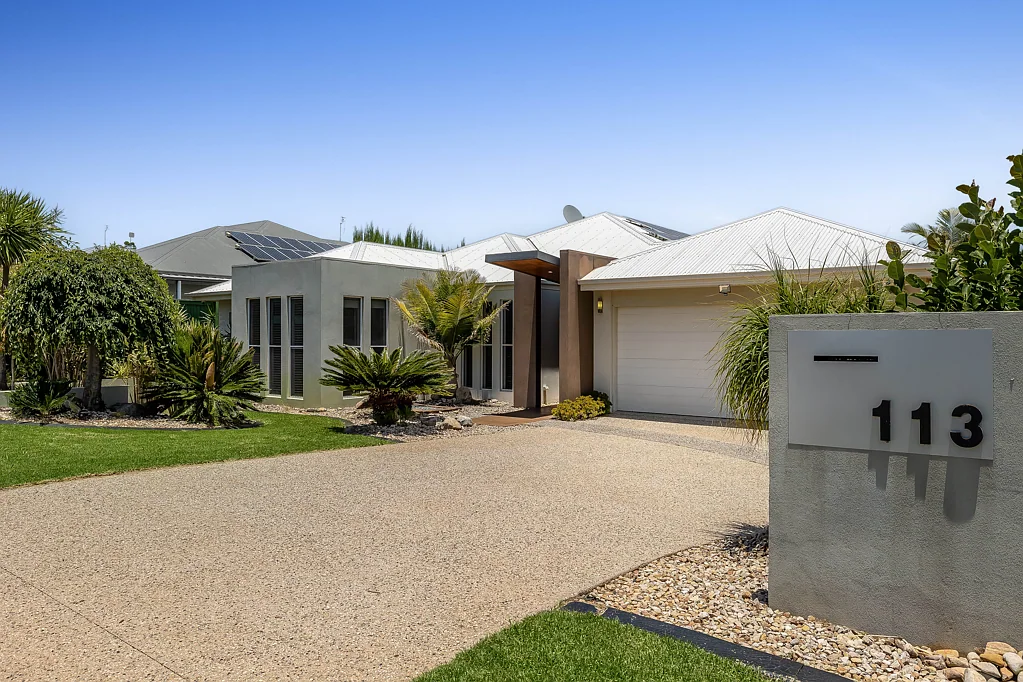 Rangeville 5 Bedroom Where Modern Comfort Meets Generous Family Living!