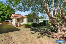 23 Elizabeth Street, South Toowoomba