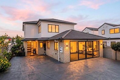 Papatoetoe 5房  Downsizing Owners Say Sell !!