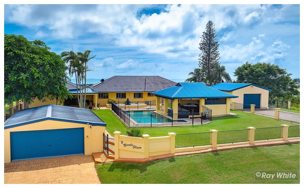 Taroomball 5房  Coastal Luxury with Breathtaking Views