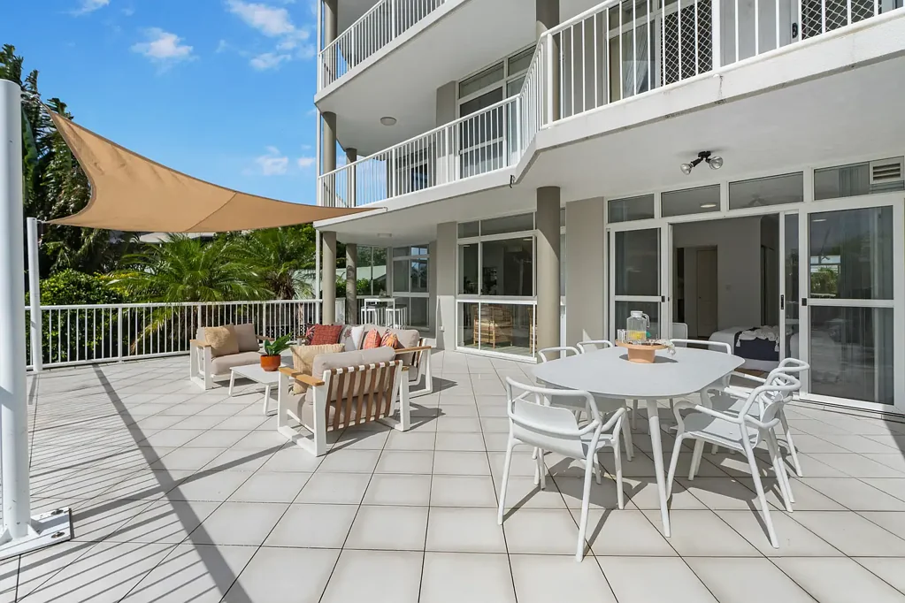 2/39-43 Tweed Street, Coolangatta, QLD 4225